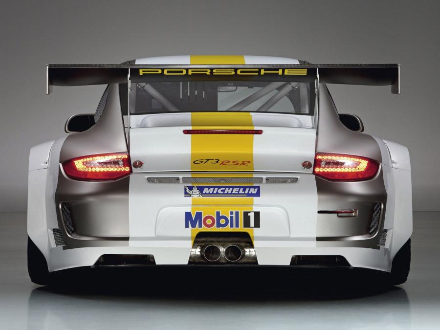  Porsche 911 GT3 RSR 2011 года  (фото 19 из 24)